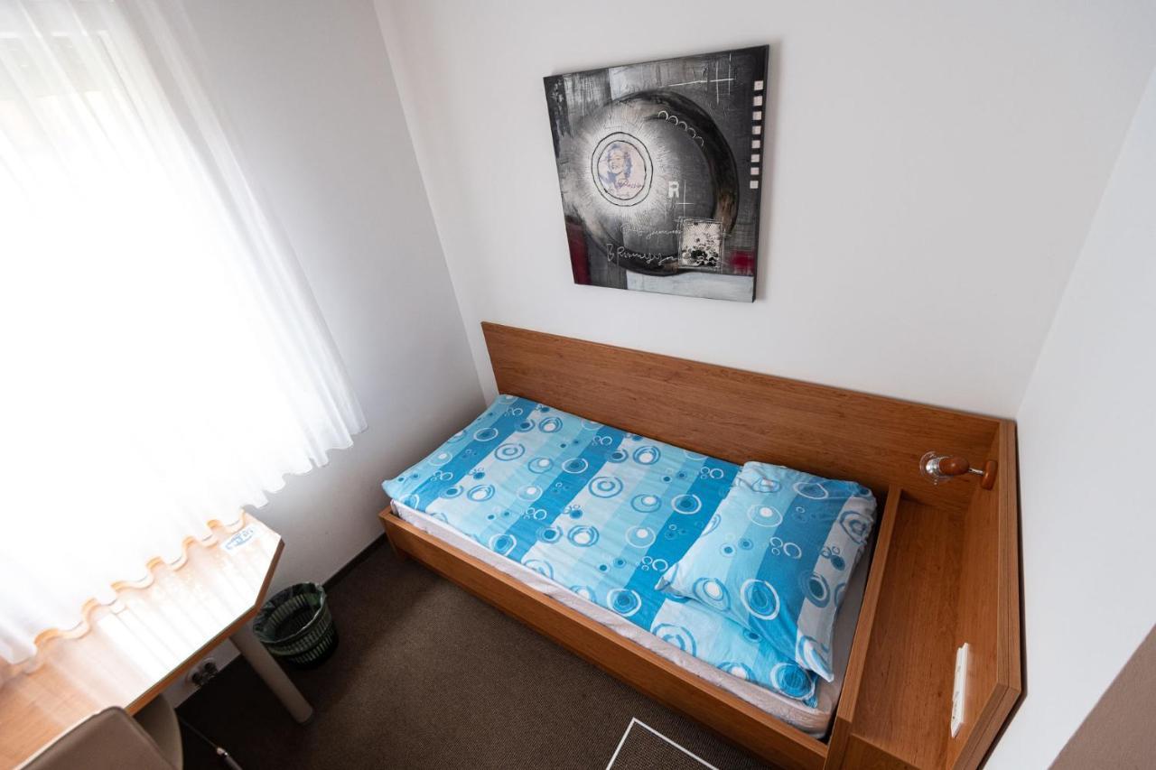 Apartmaji In Sobe Ramar Straza Exteriör bild