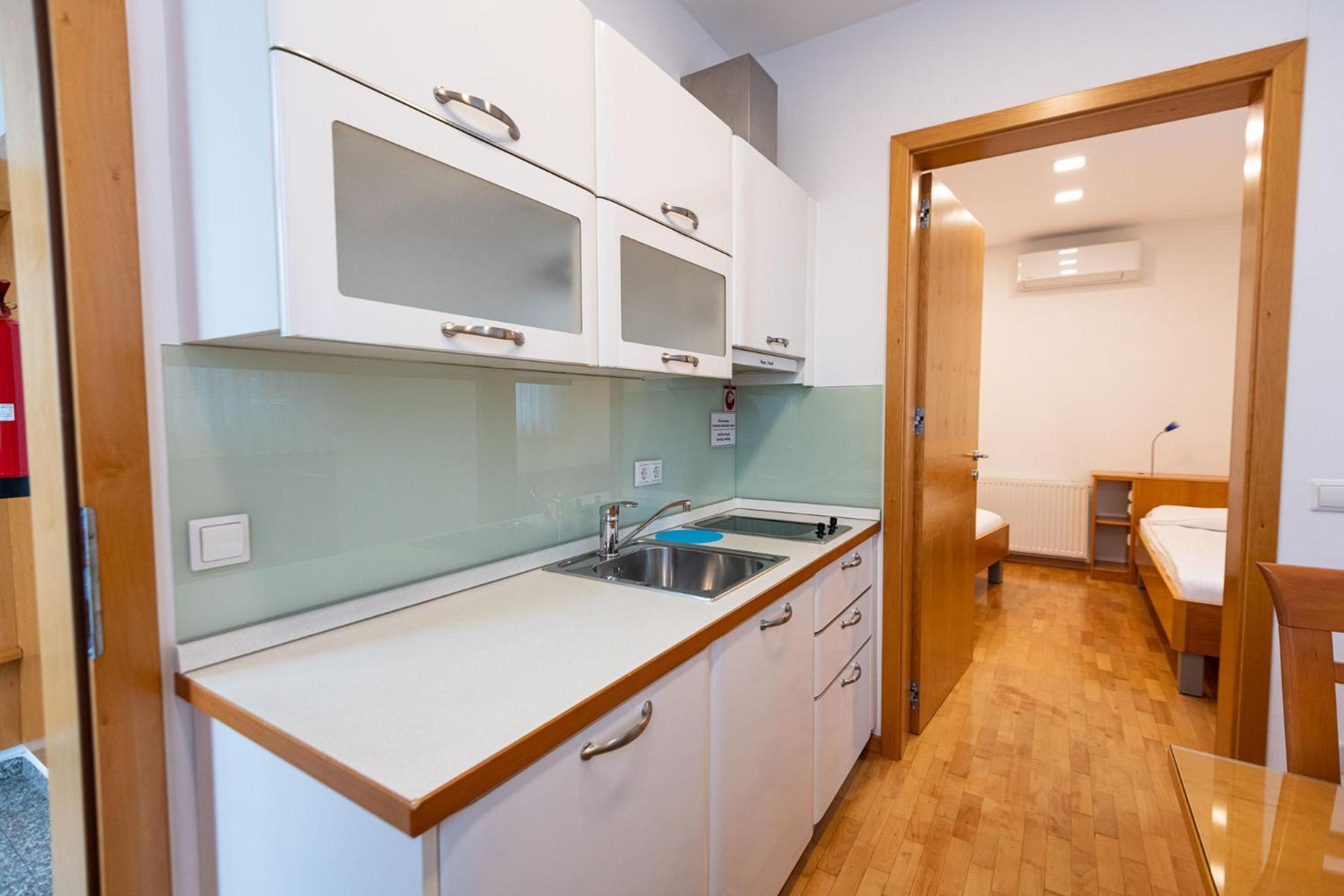 Apartmaji In Sobe Ramar Straza Exteriör bild
